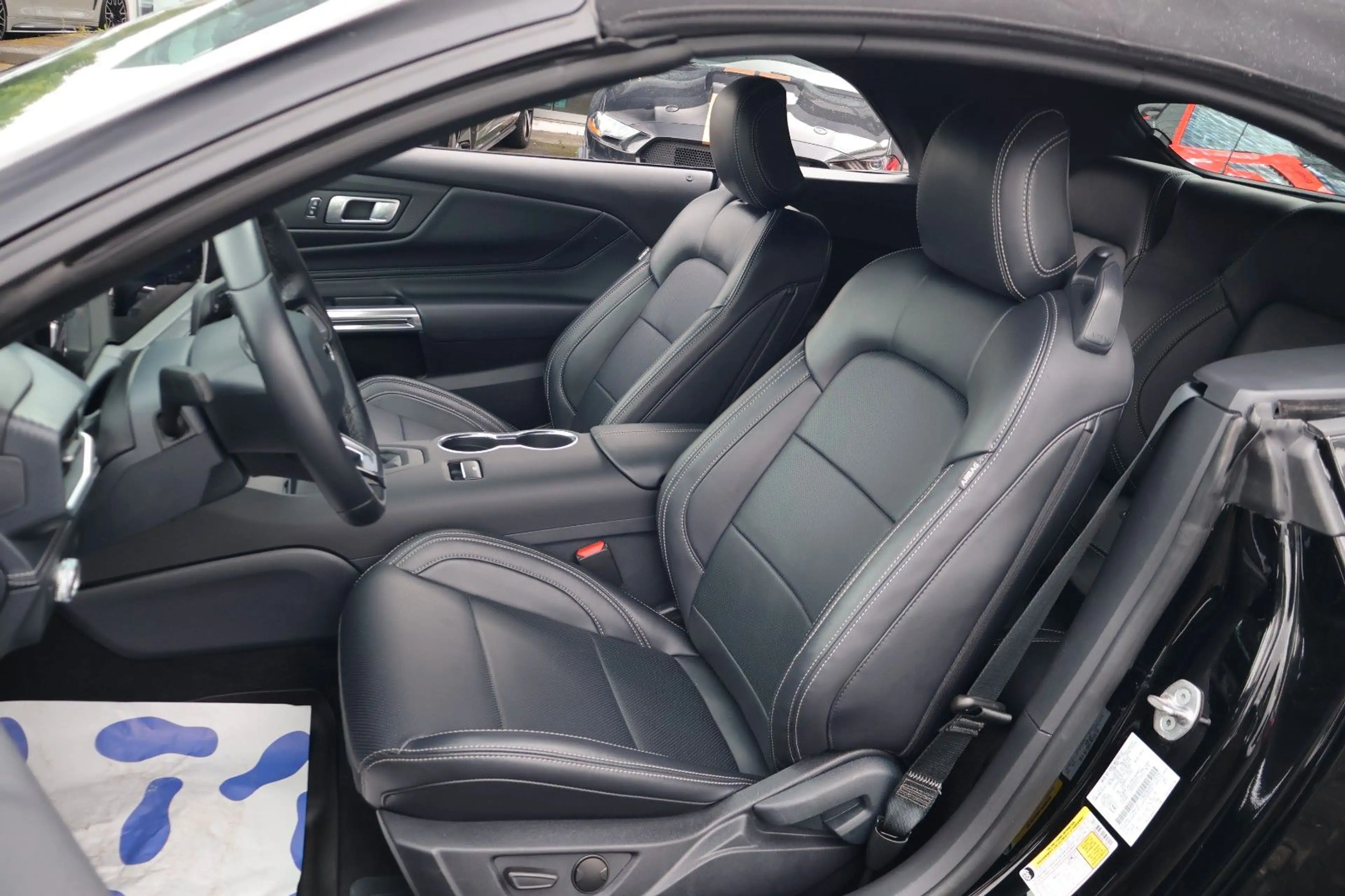 Ford Mustang 2.3L EcoBoost LED/RFK/CARPLAY/KAMERA — photo 12
