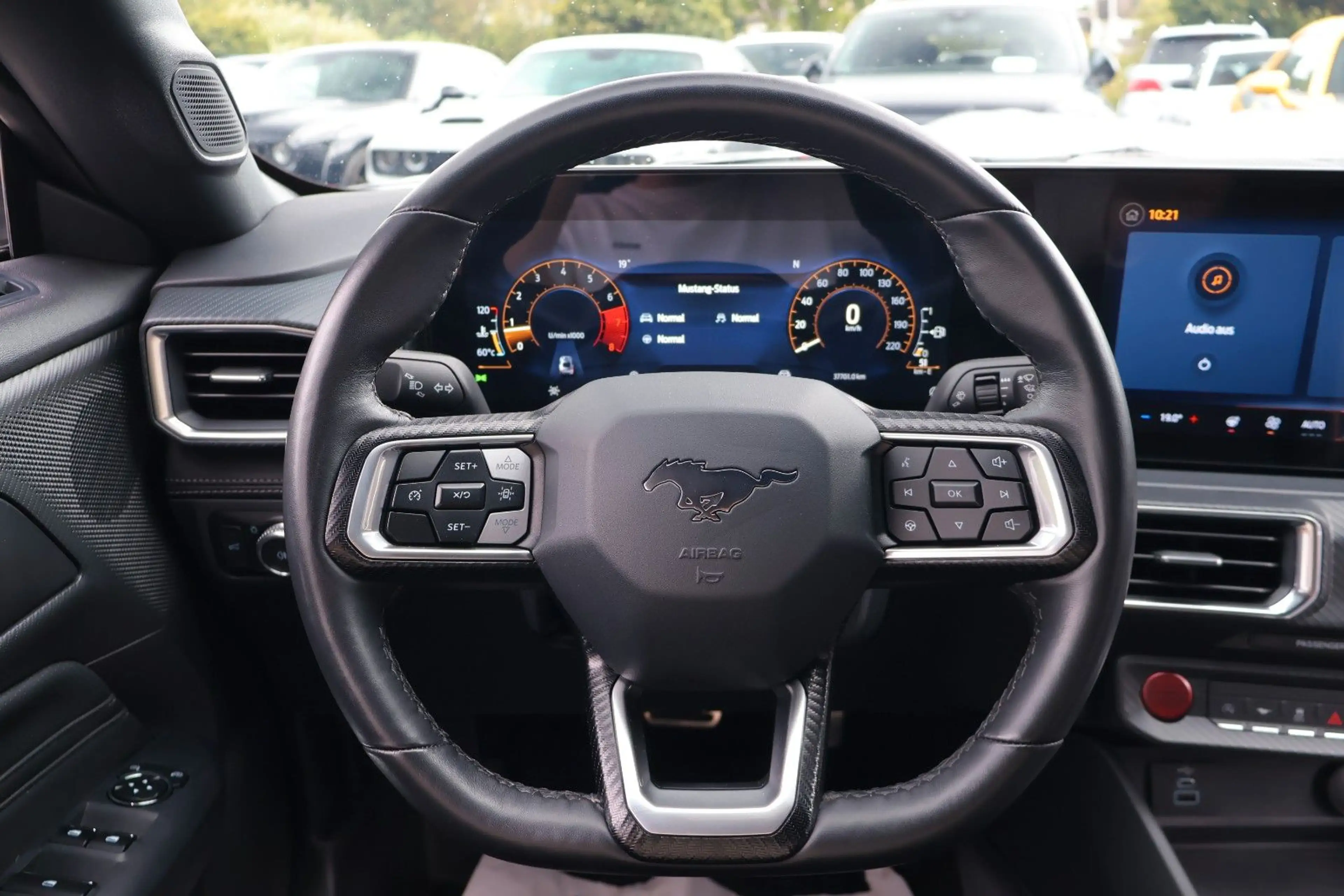 Ford Mustang 2.3L EcoBoost LED/RFK/CARPLAY/KAMERA — photo 13