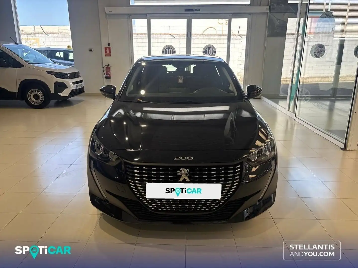 Peugeot 208 1.2 Puretech S&S Active Pack 100 Negro - 2