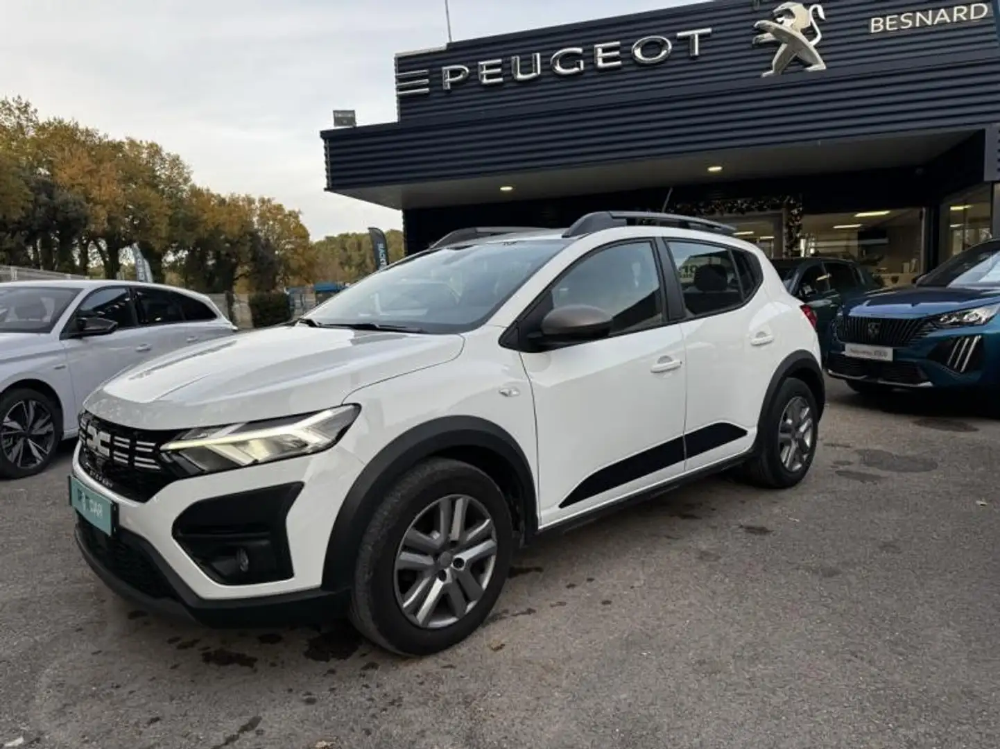 Dacia Sandero 1.0 ECO-G 100ch Stepway Expression Gris - 2