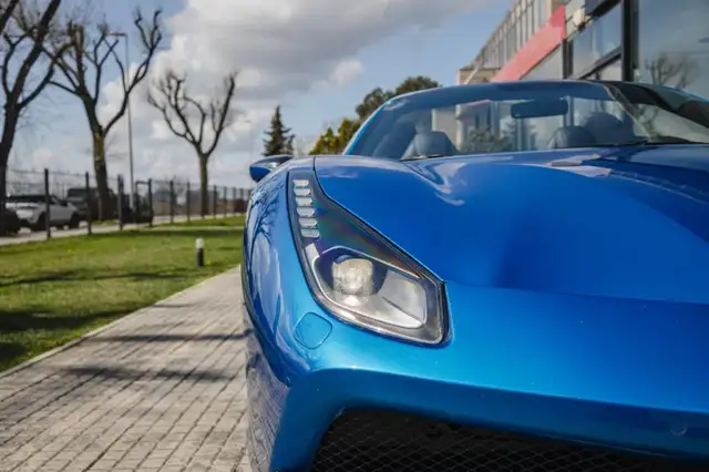 Ferrari 488 view 10