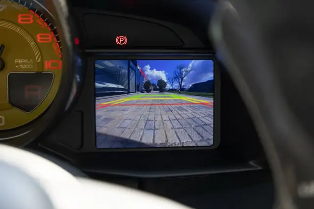 Ferrari 488 view 14