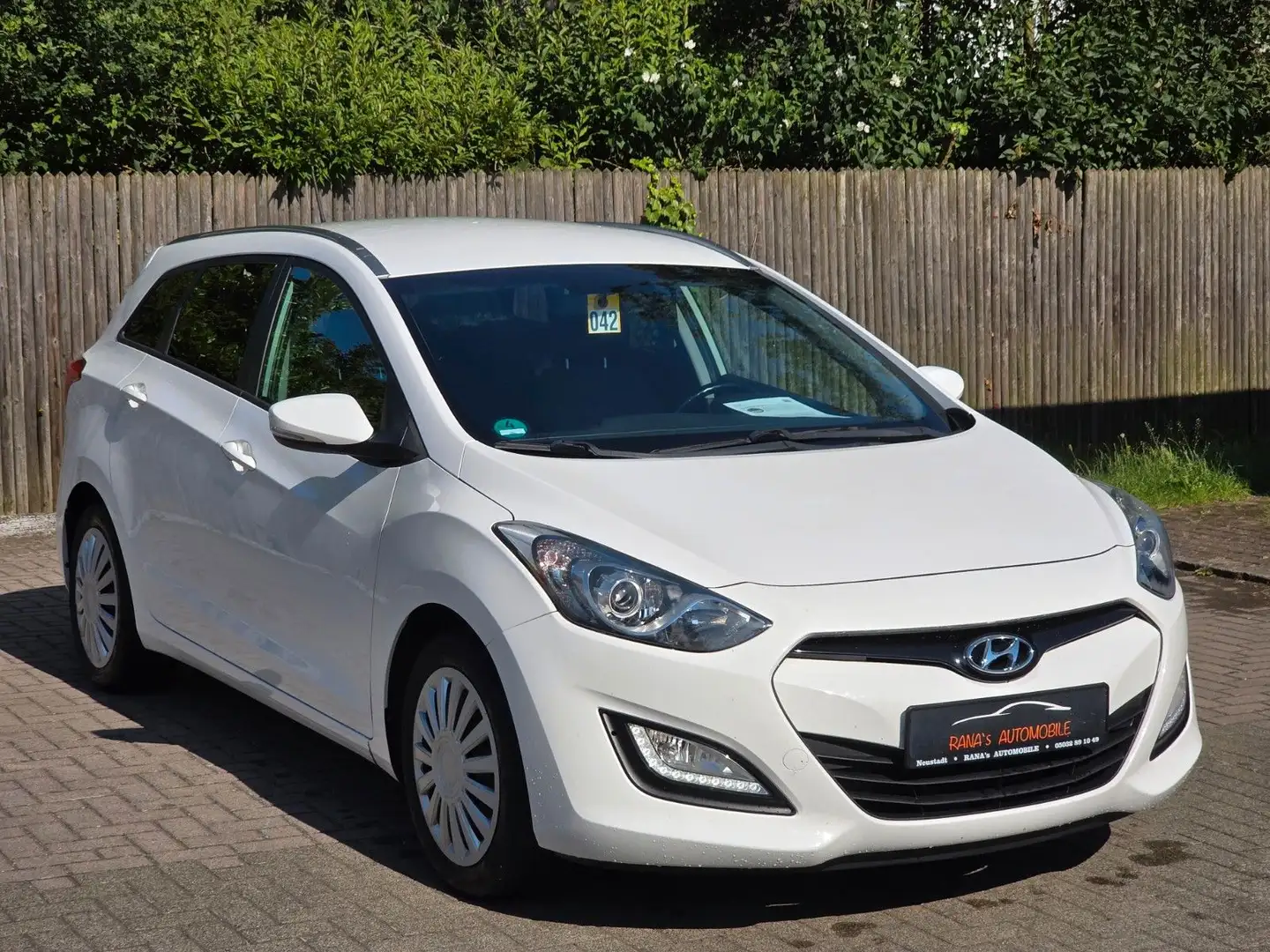 Hyundai i30 cw FIFA World Cup Edition Wit - 2