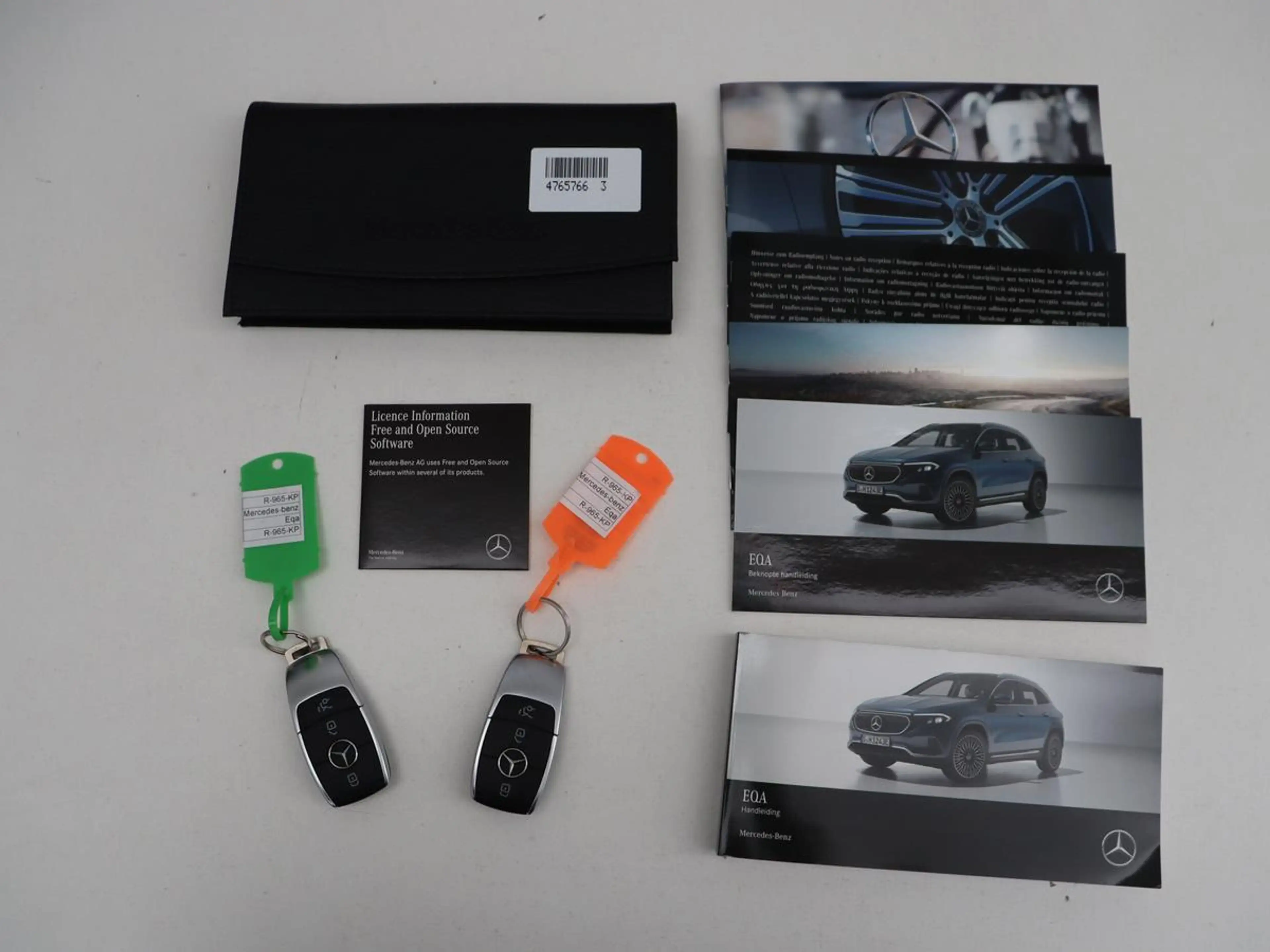 Mercedes-Benz EQA 250 Business Solution Luxury 67 kWh | SOH 95,3% | Half — photo 13