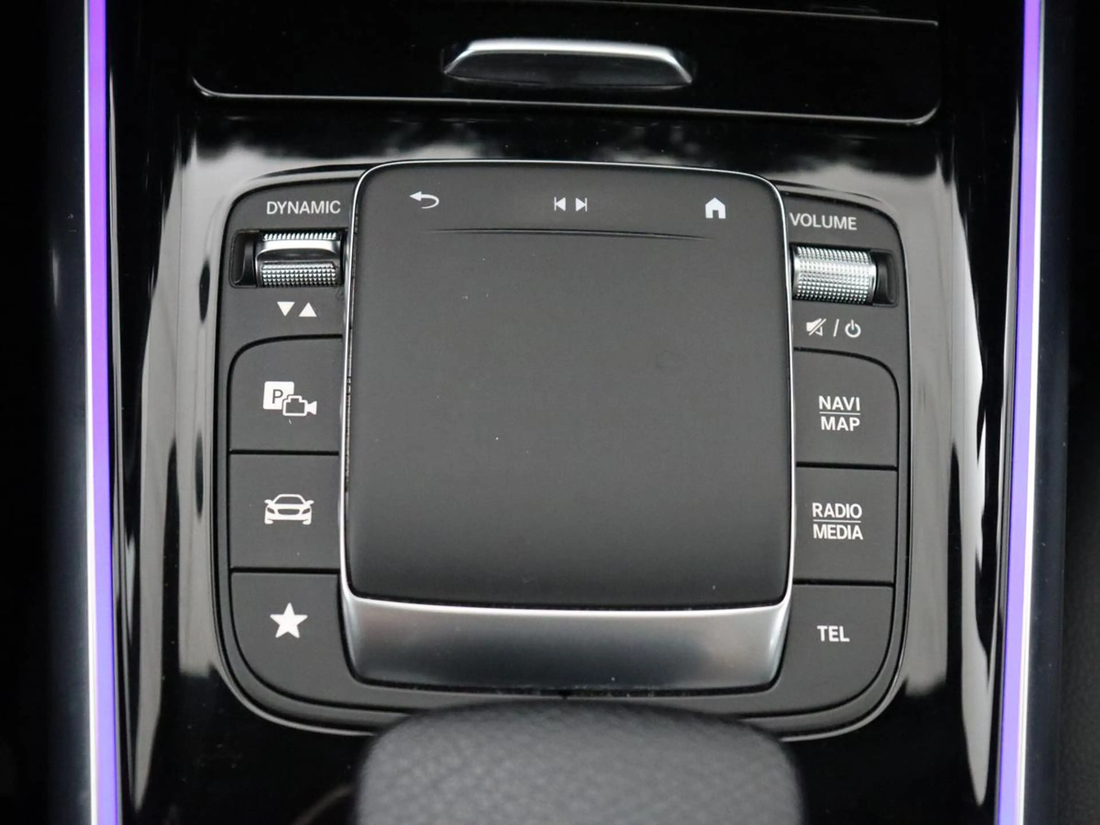 Mercedes-Benz EQA 250 Business Solution Luxury 67 kWh | SOH 95,3% | Half — photo 32