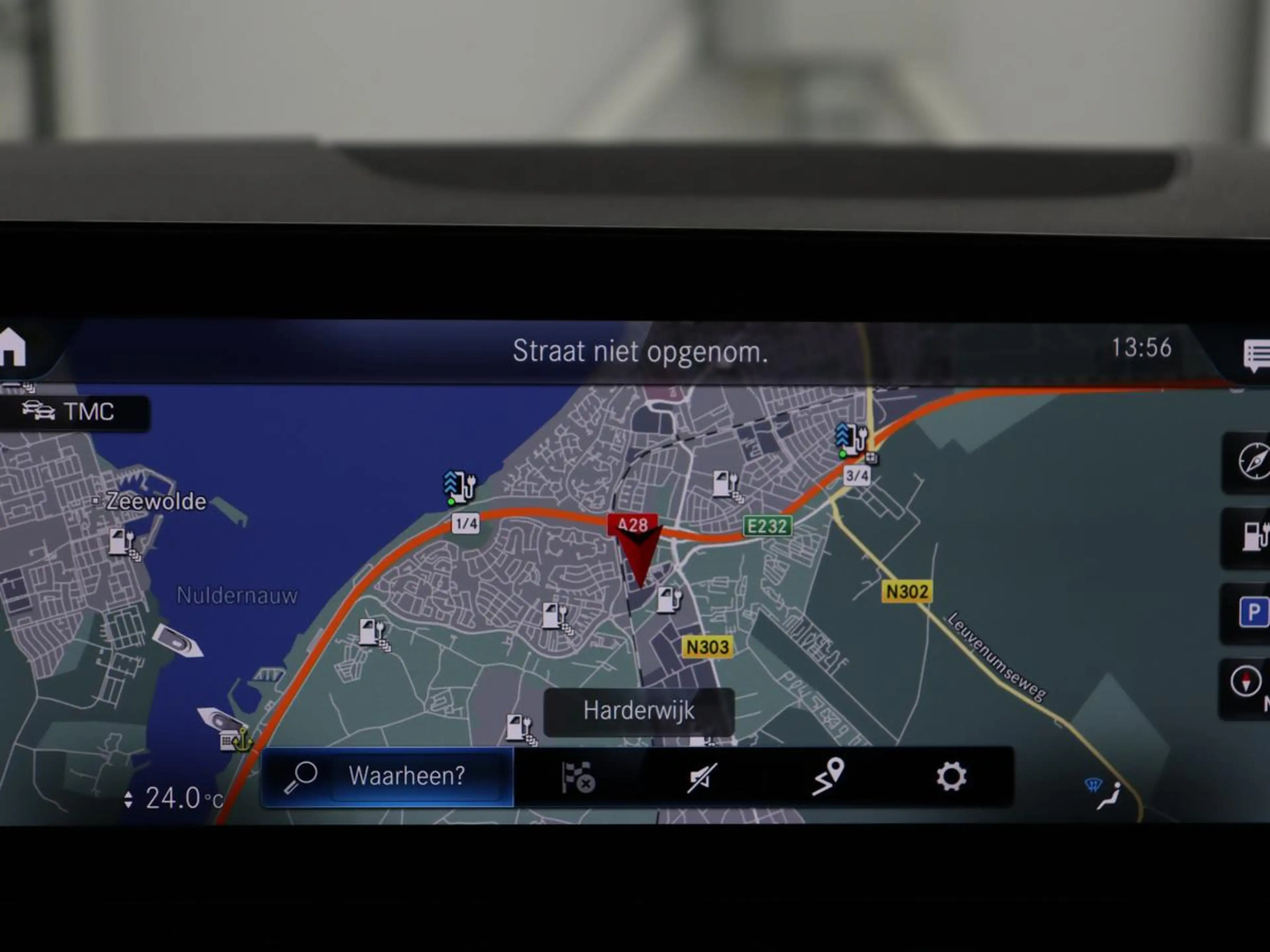 Mercedes-Benz EQA 250 Business Solution Luxury 67 kWh | SOH 95,3% | Half — photo 15