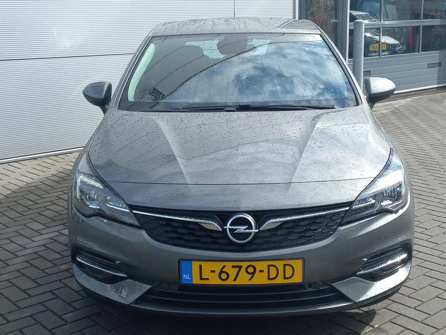 Opel Astra 1.2T 110pk EDITION | Airconditioning | Navigatie | Grijs - 2