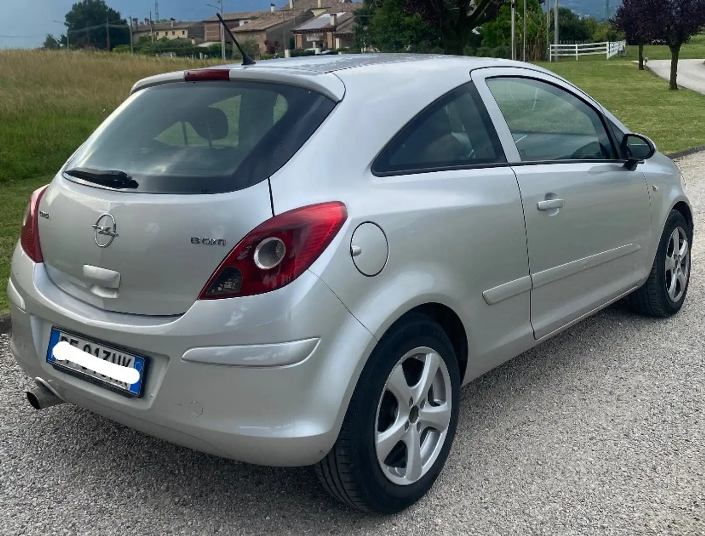 Opel Corsa 3p 1.3 cdti ecoflex Club - 2