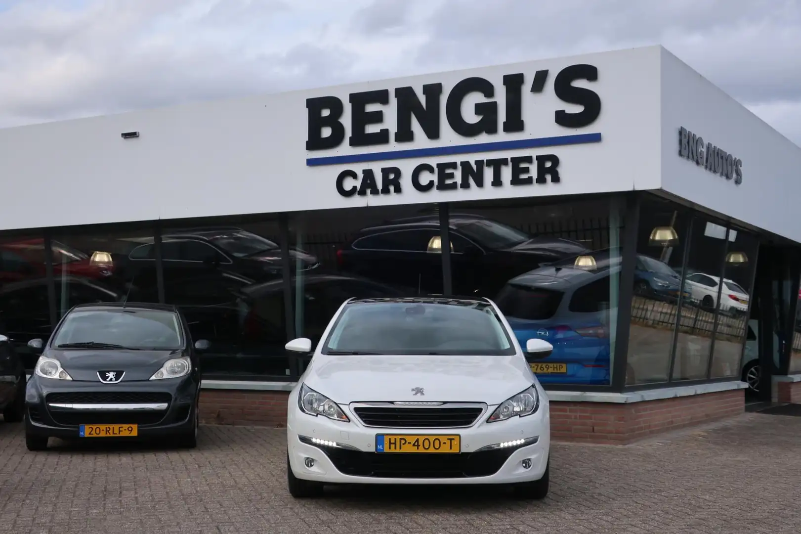 Peugeot 308 SW 1.6 BlueHDI Blue Lease Executive Pack Wit - 2