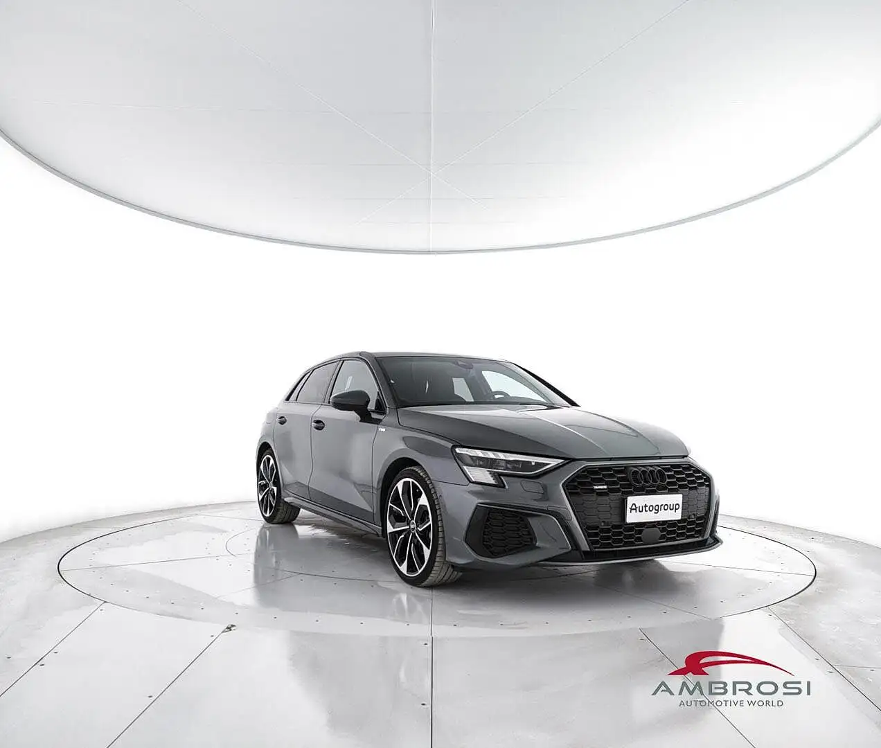 Audi A3 40 TDI quattro S tronic S line edition Grigio - 2