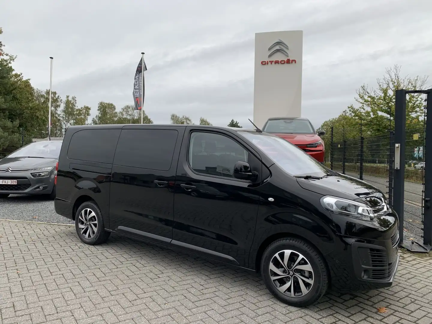 Citroen Spacetourer 2.0 BLUEHDi 180 AUTOMAAT L3 9 PLAATSEN Noir - 2