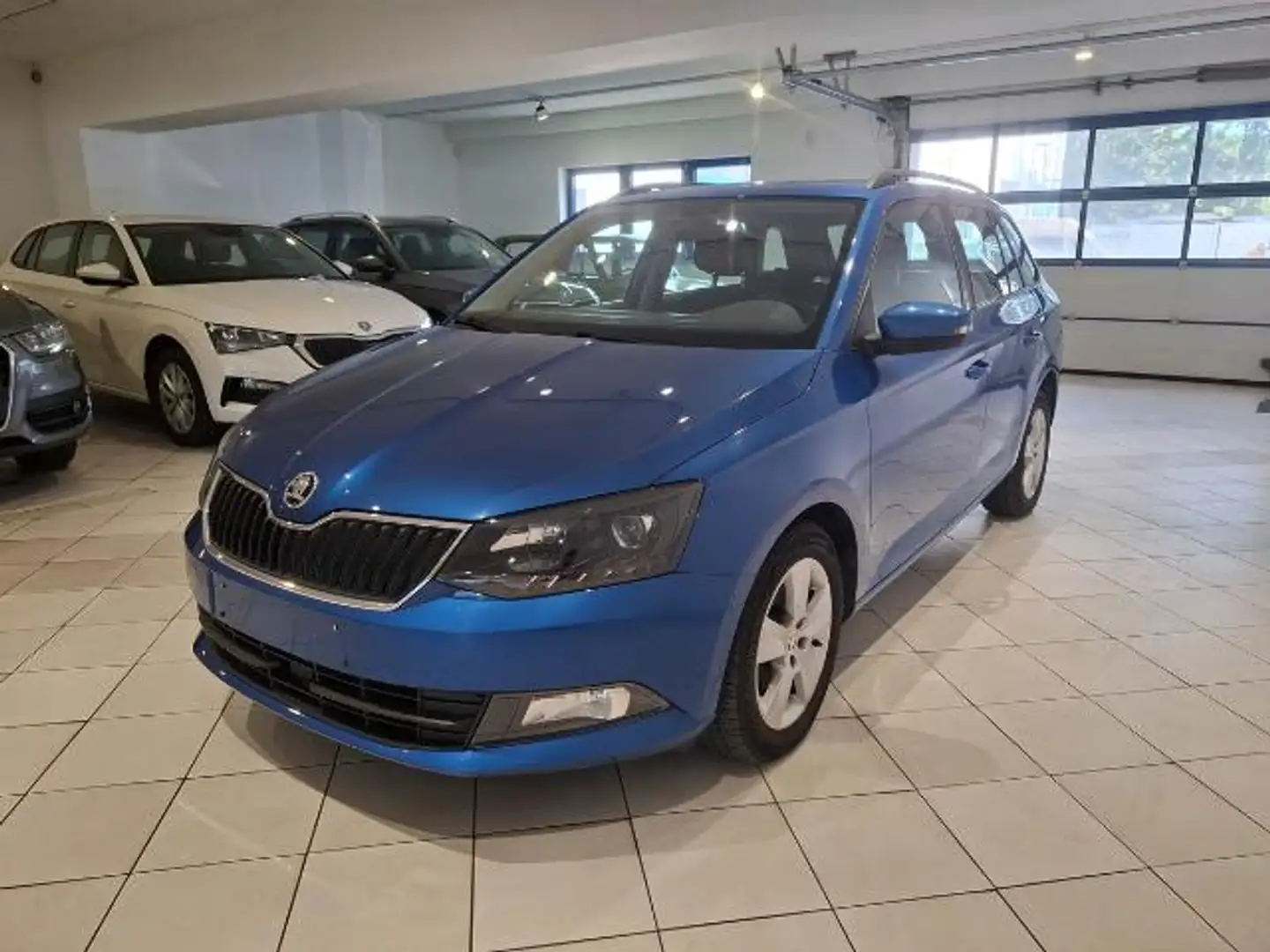 Skoda Fabia Combi 1.2 TSI Ambition Blau - 2