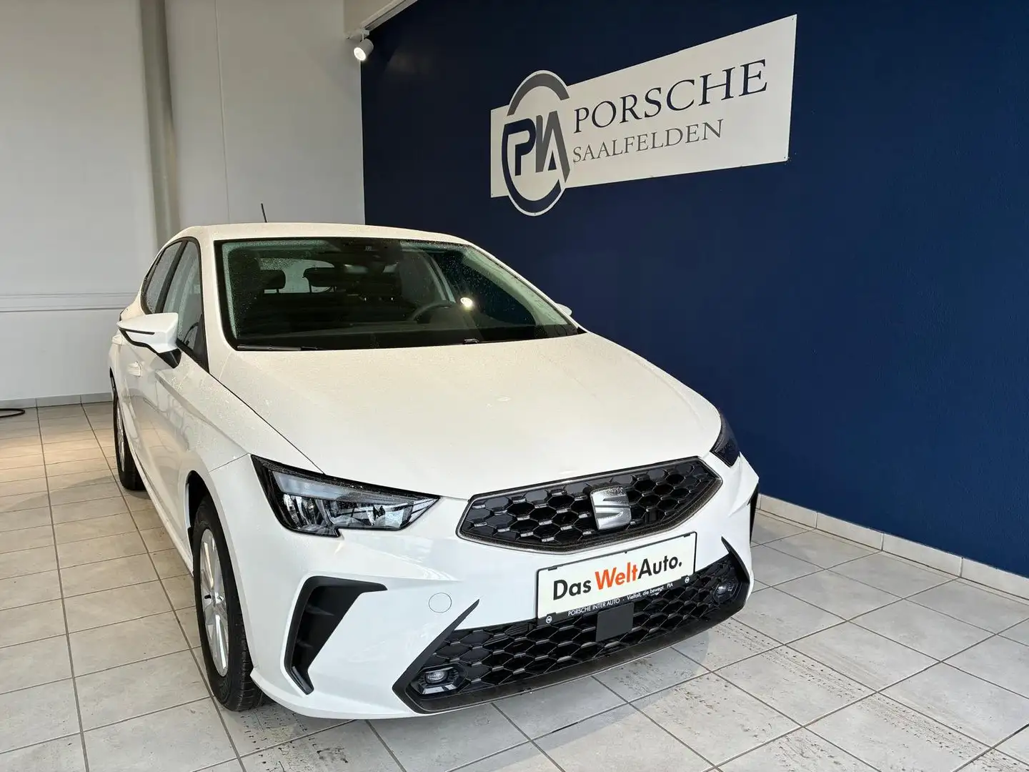 SEAT Ibiza Reference Edition 1.0 80PS Weiß - 2