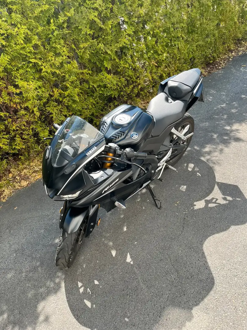 Yamaha YZF-R125 Schwarz - 2