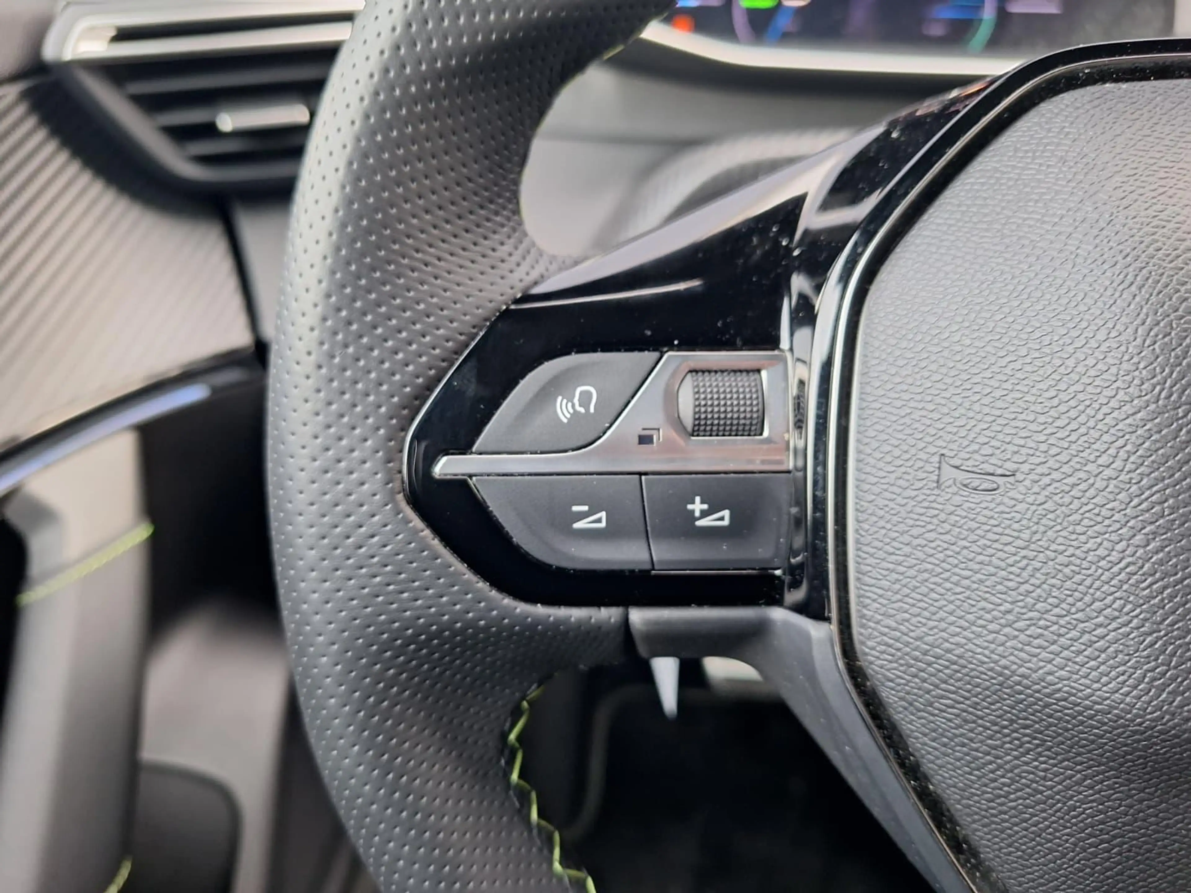 Peugeot e-2008 EV 54kWh 156pk GT Avantage | SUMMER DEALS | | Stoe — photo 15