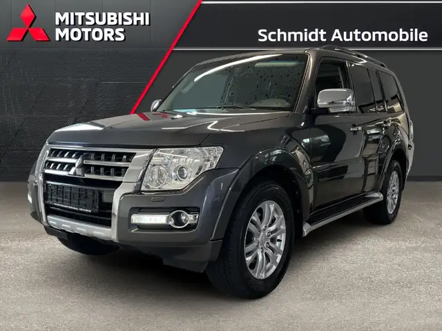 Mitsubishi Pajero 3.2 DI-D Top 4WD Navi RF-Kamera Tempomat