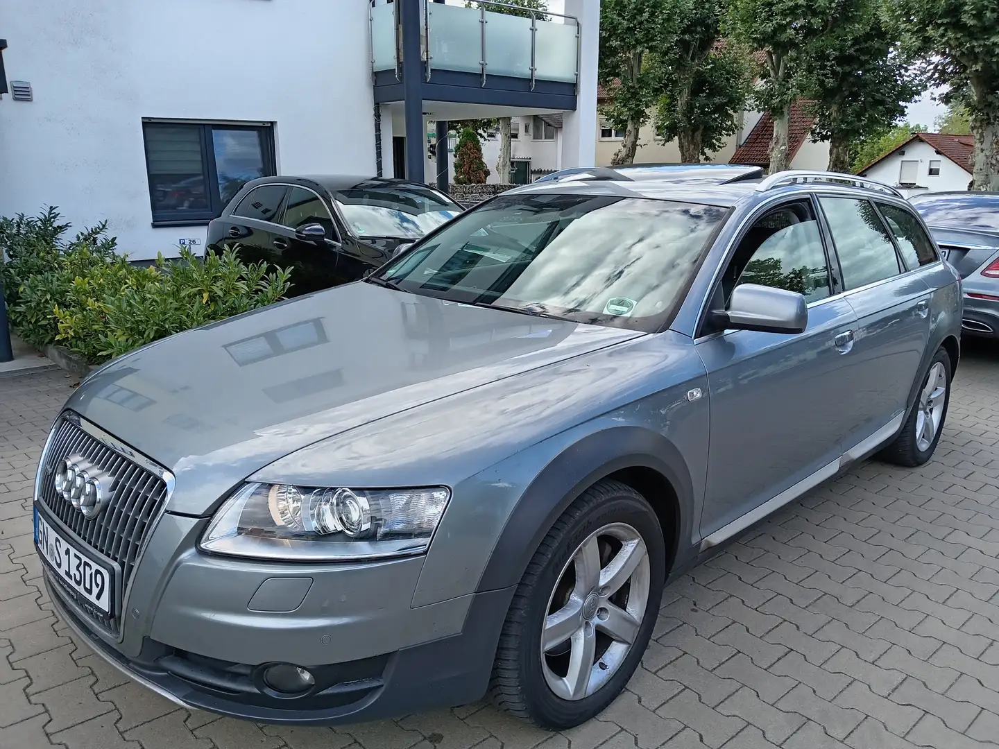 Audi A6 allroad 2.7 TDI Allroad Grau - 2