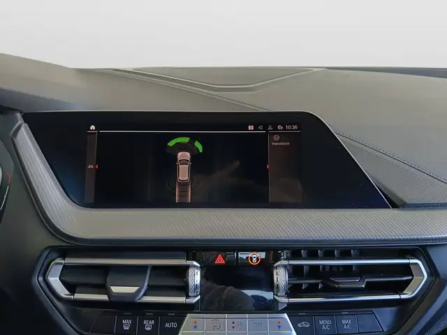 BMW 1 Series view 14
