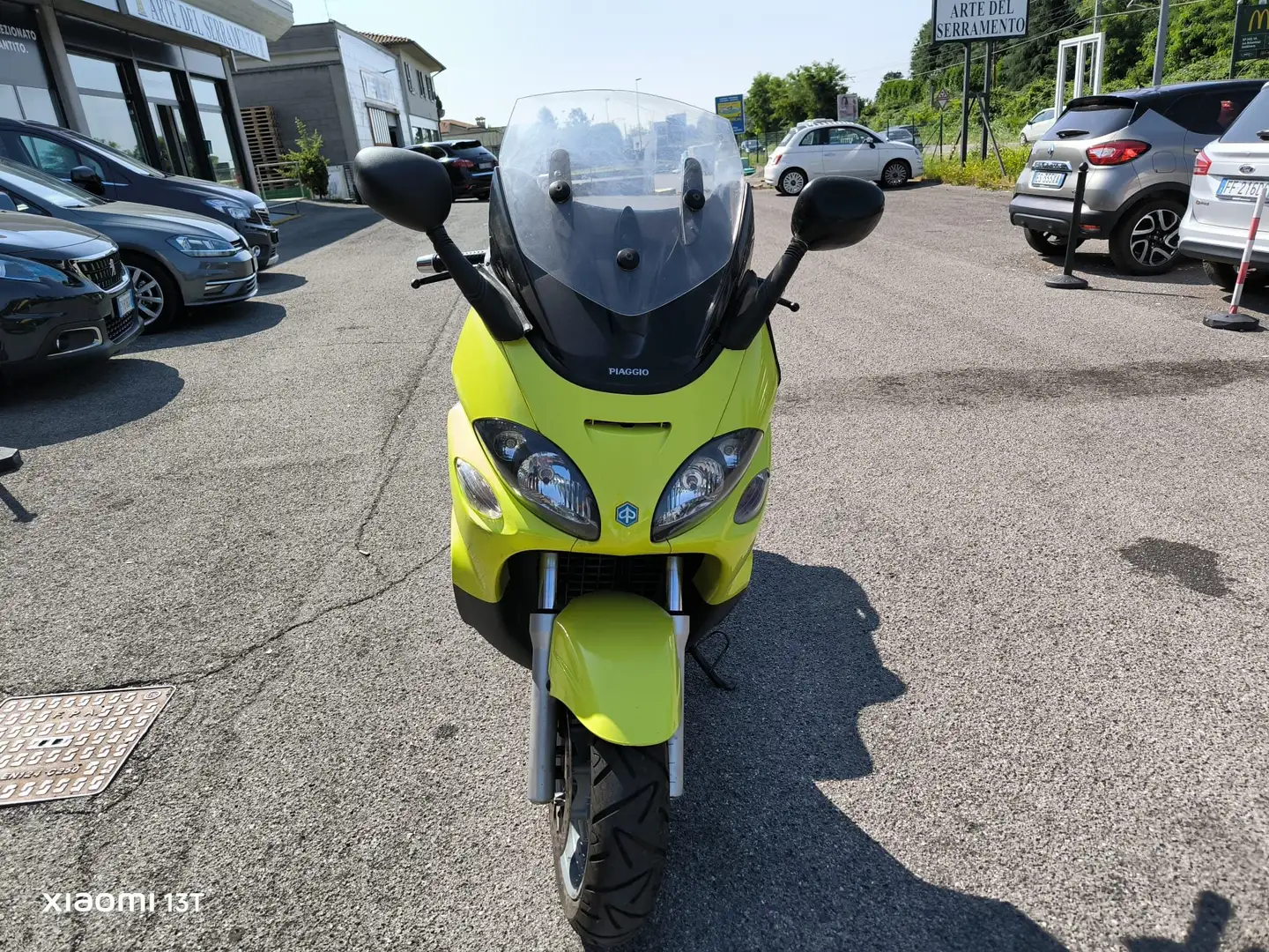 Piaggio X 9 500 Jaune - 2