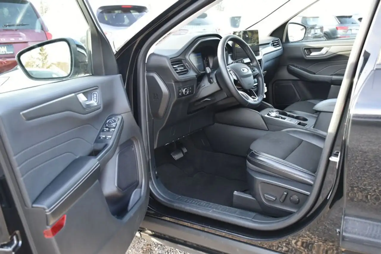Ford Escape снимка Ford Escape