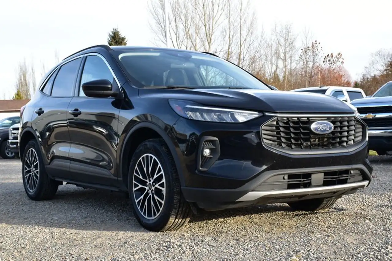Ford Escape снимка Ford Escape