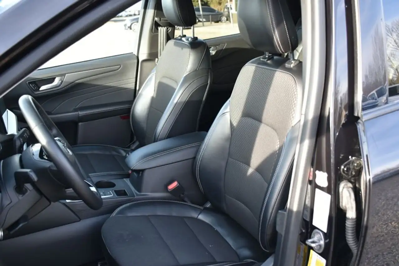 Ford Escape снимка Ford Escape