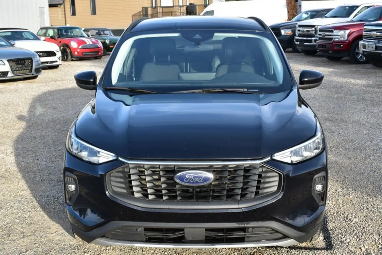 Ford Escape снимка Ford Escape