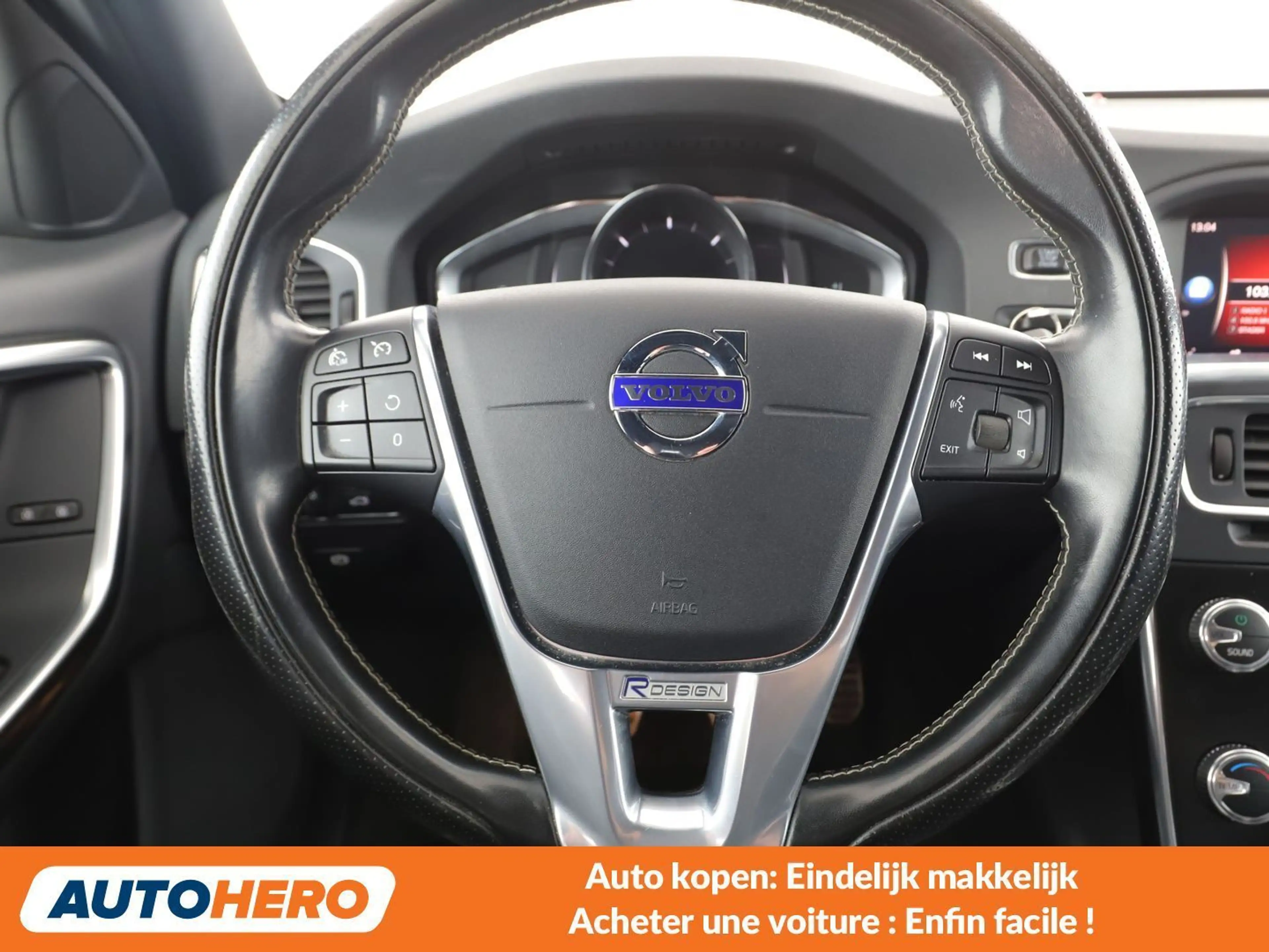 Volvo S60 2.0 D4 Momentum — photo 5