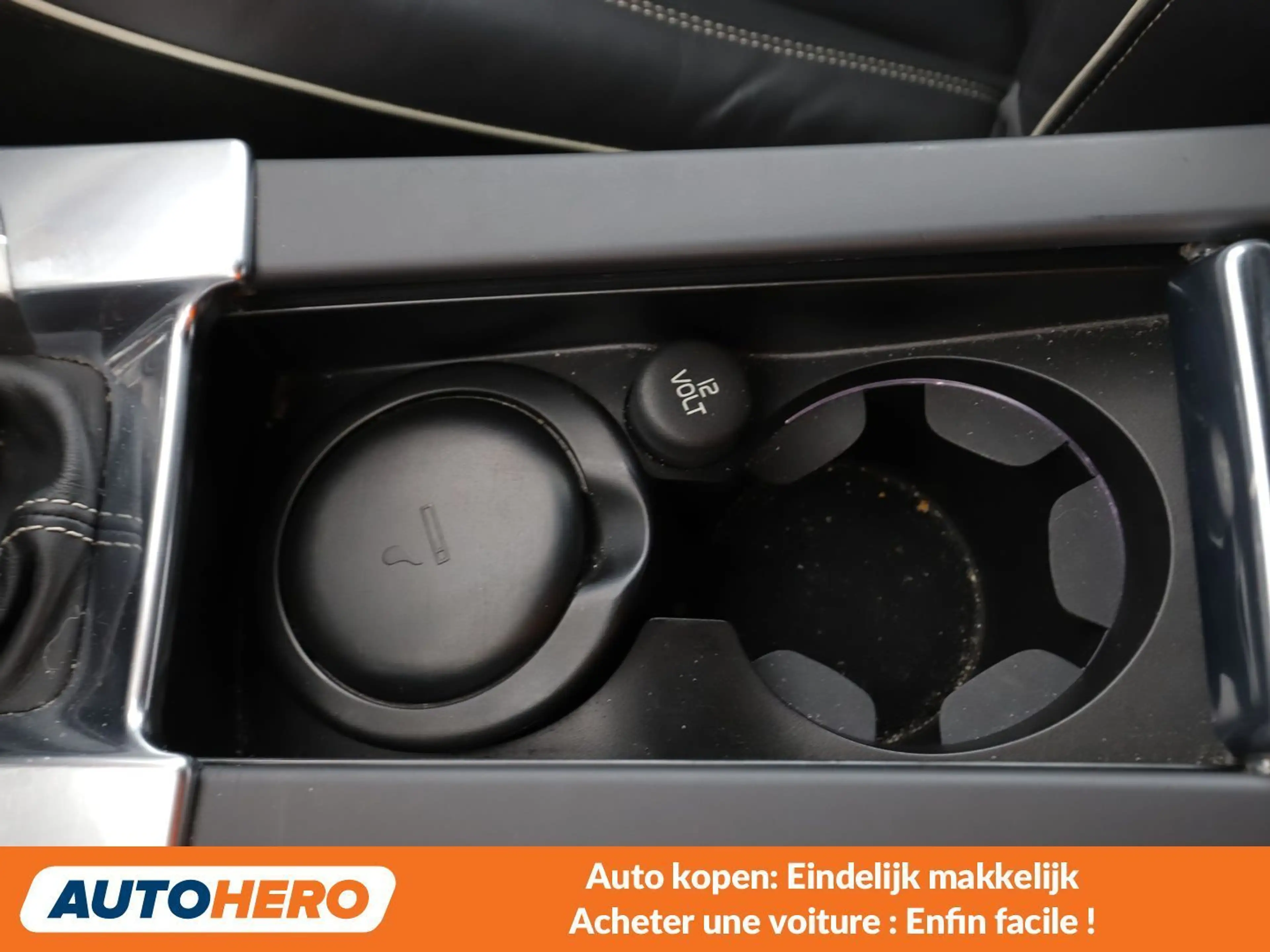 Volvo S60 2.0 D4 Momentum — photo 12