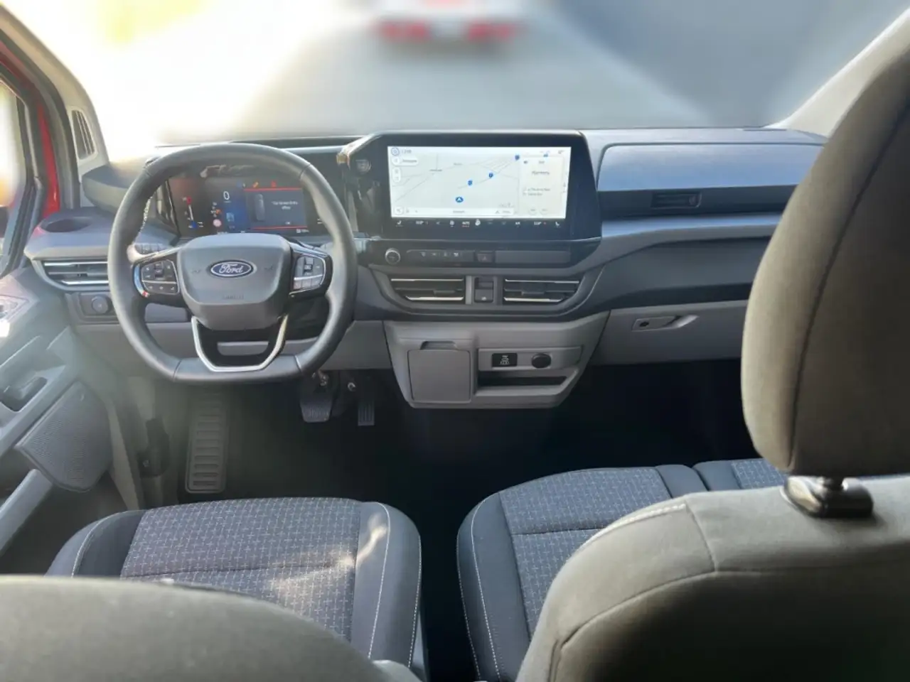 Ford Tourneo 2.0 EcoBlue L2 AT8 Trend Ausstellfenster AHK ACC, миниатюра 10