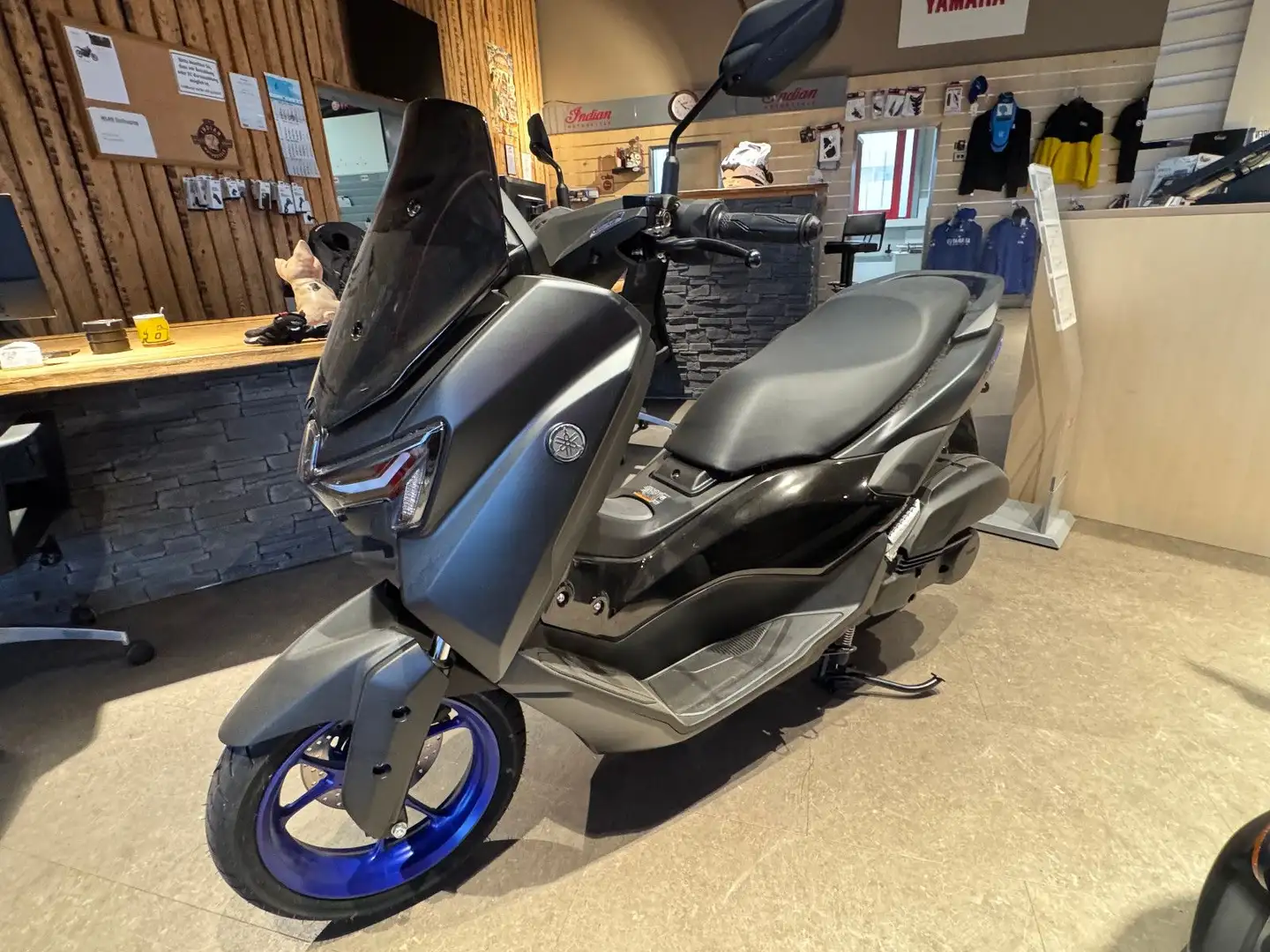 Yamaha NMAX 125  2025 Neu Gris - 1