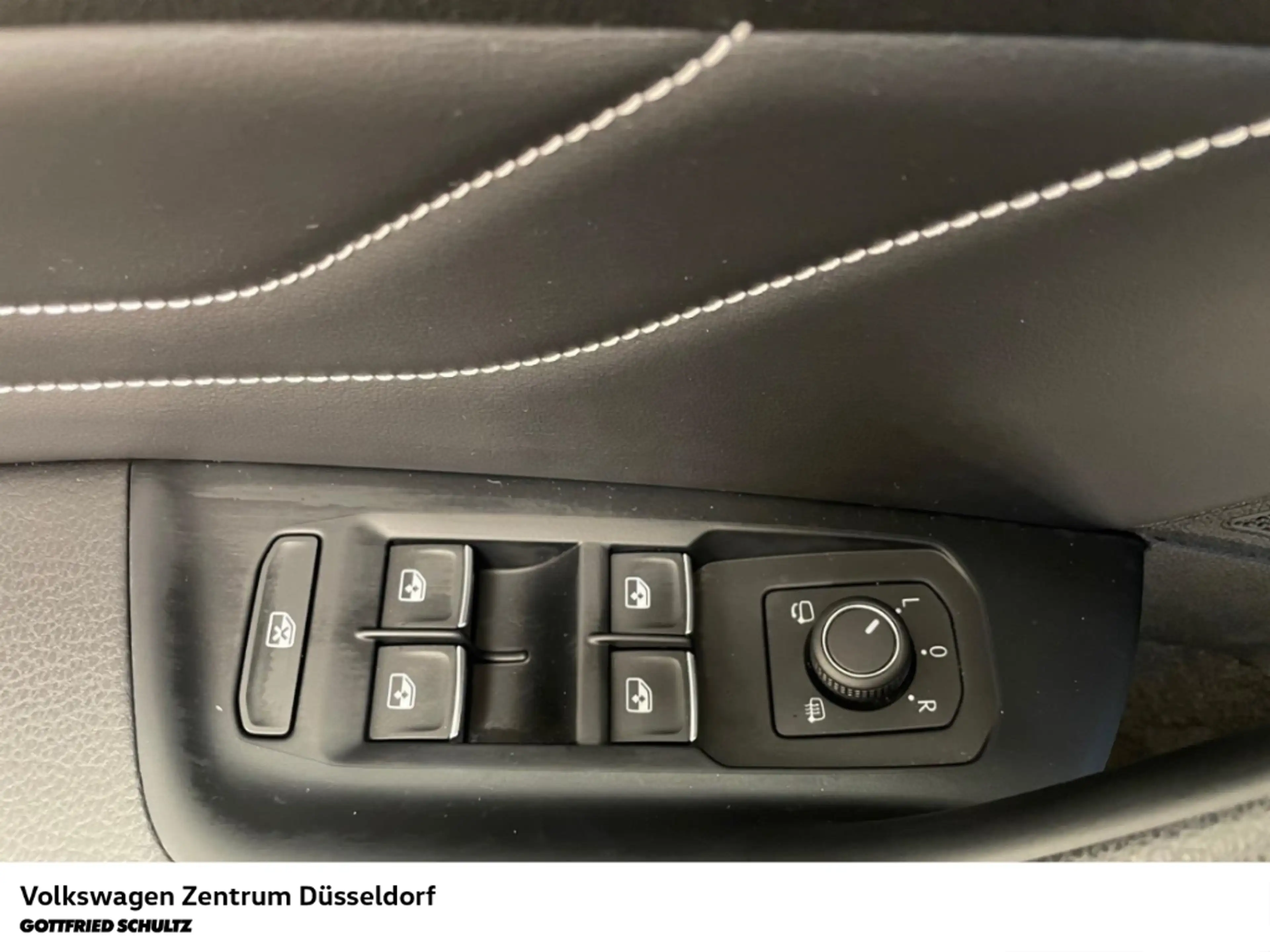 Volkswagen Passat Variant Elegance 2.0 TDI 4Motion DSG Navi Kamera Head-Up L — photo 10