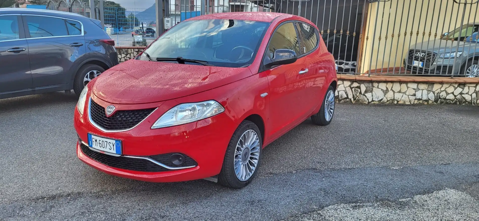 Lancia Ypsilon 1.3 MJT 16V 95 CV 5 porte S&S Gold Rosso - 1