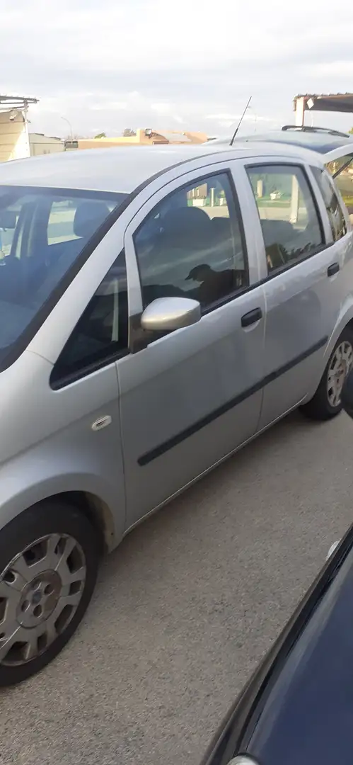 Fiat Idea Idea 1.3 mjt 16v Black Energy FL Grigio - 2