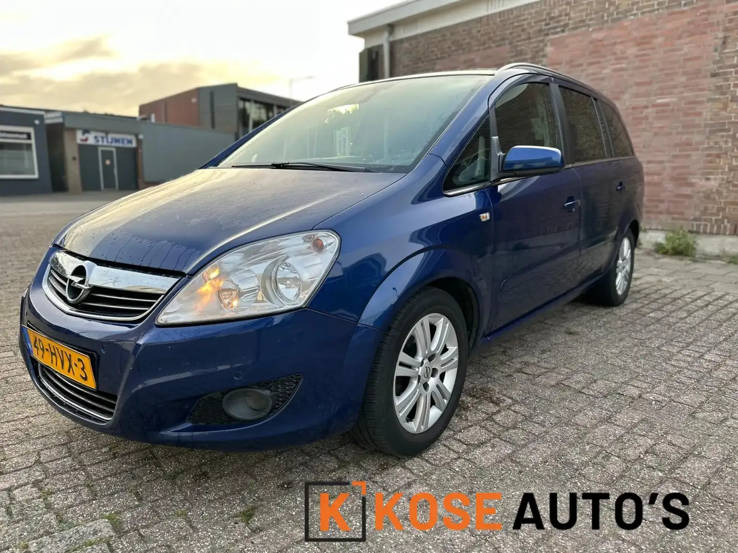 Opel Zafira 1.9 CDTi Executive Azul - 1