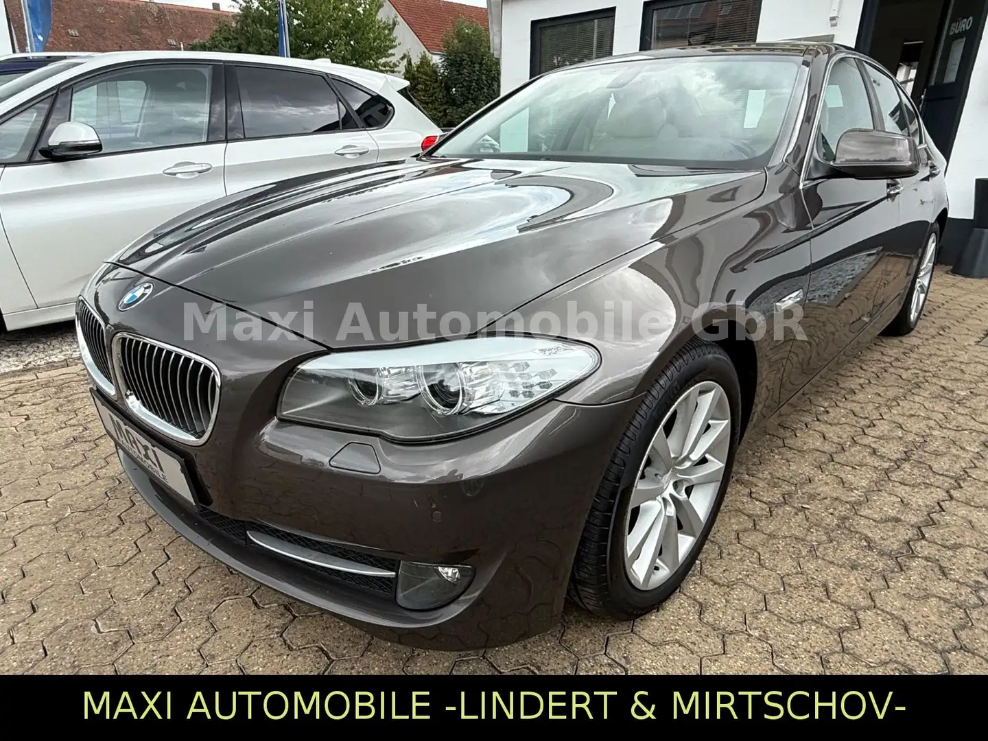BMW 523 i AUT-LEDER-NAVI-XENON-SD-TEMP-18 ZOLL- Maro - 2
