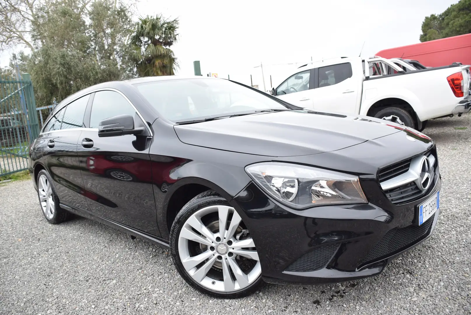 Mercedes-Benz CLA 220 d 177cv ShootingBr. Aut. ADAS CRUISE PELLE SENSORI Nero - 1
