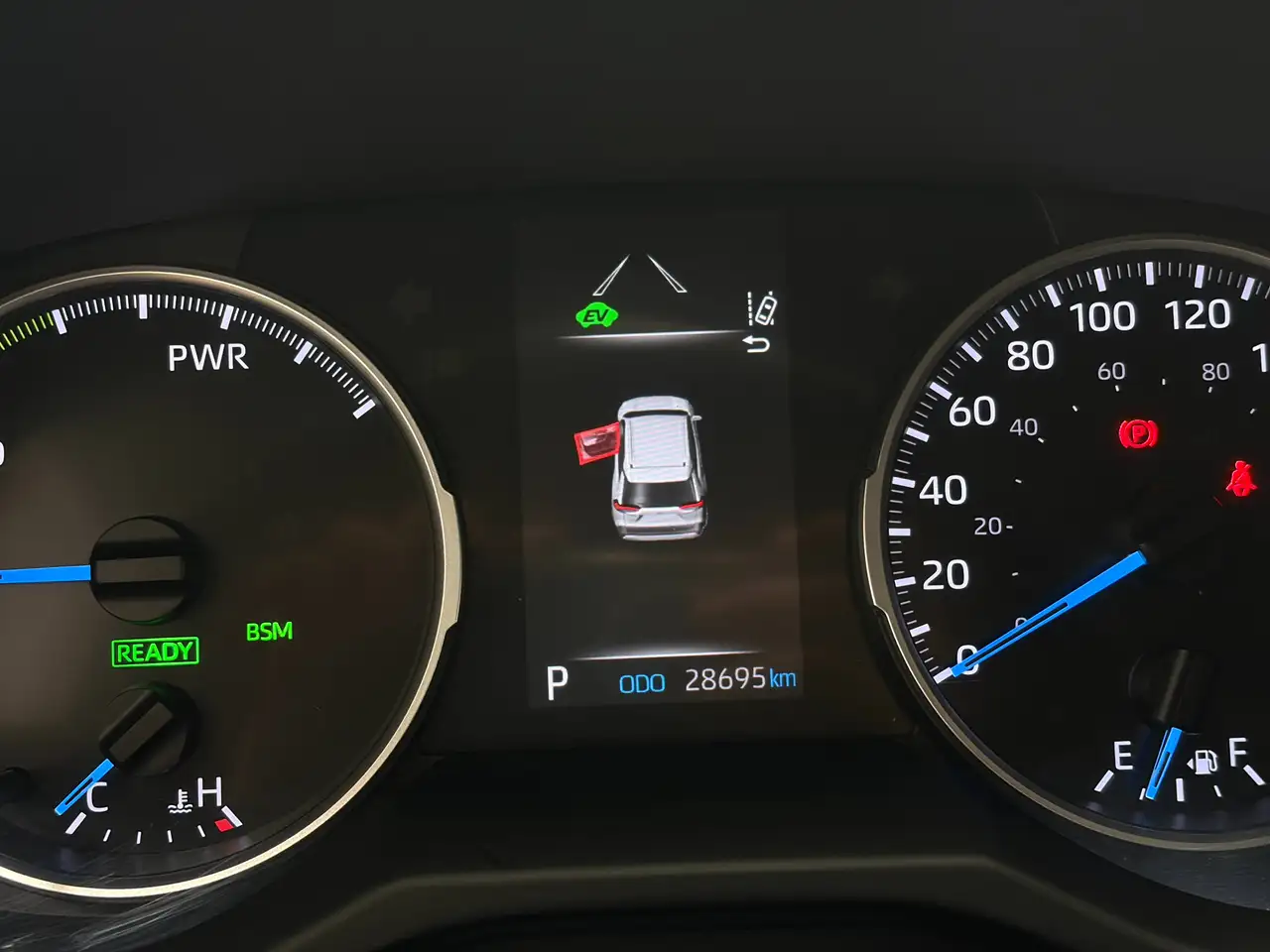 Toyota RAV 4 снимка Toyota RAV 4