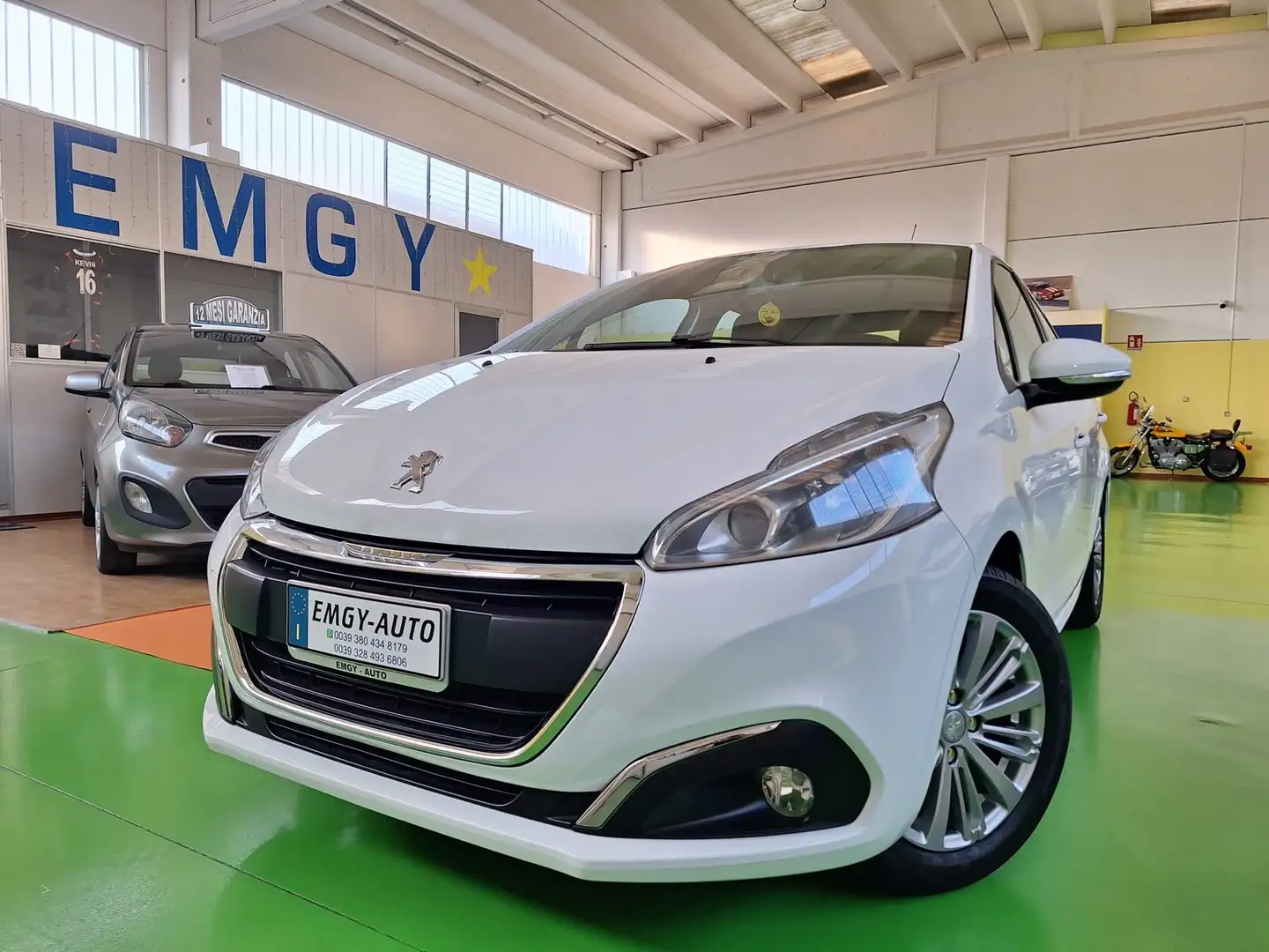 Peugeot 208 PureTech 82 5 porte Allure Bianco - 1