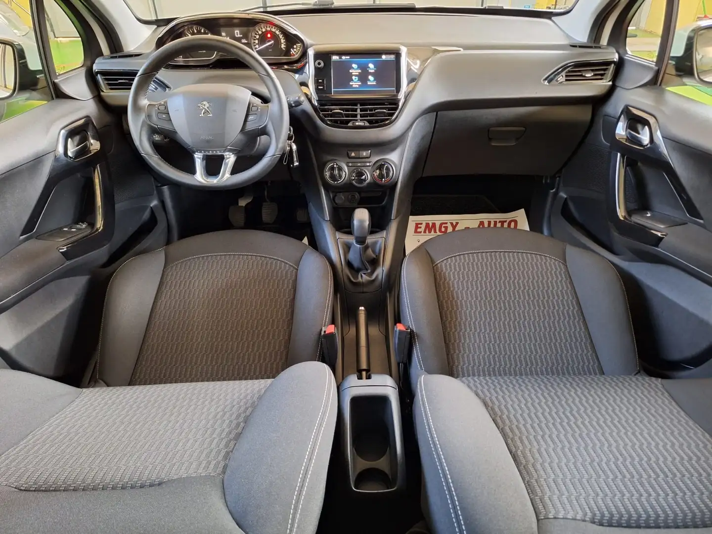 Peugeot 208 PureTech 82 5 porte Allure Bianco - 2