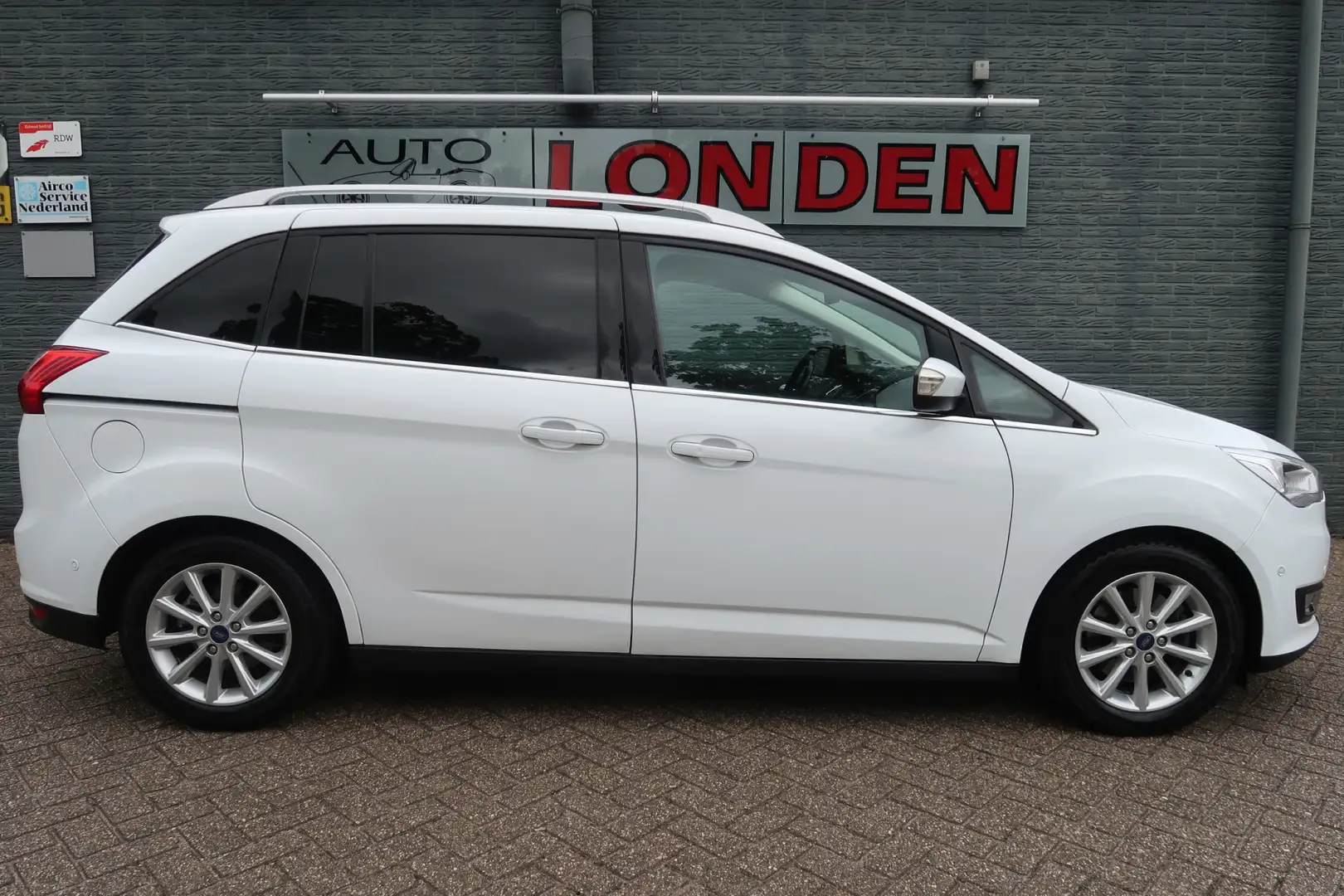 Ford Grand C-Max 1.0 Titanium 7p. Nieuwe distributie en vier nieuwe Blanc - 2