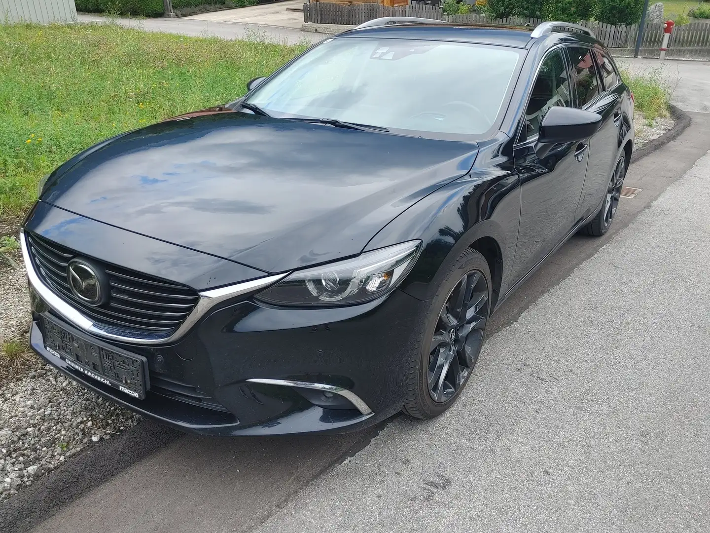 Mazda 6 Sport Combi CD175 Revolution Top Aut. Schwarz - 1