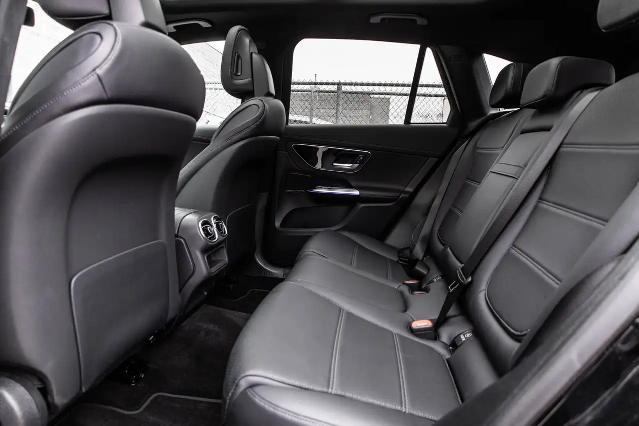 Mercedes-Benz GLC снимка Mercedes-Benz GLC