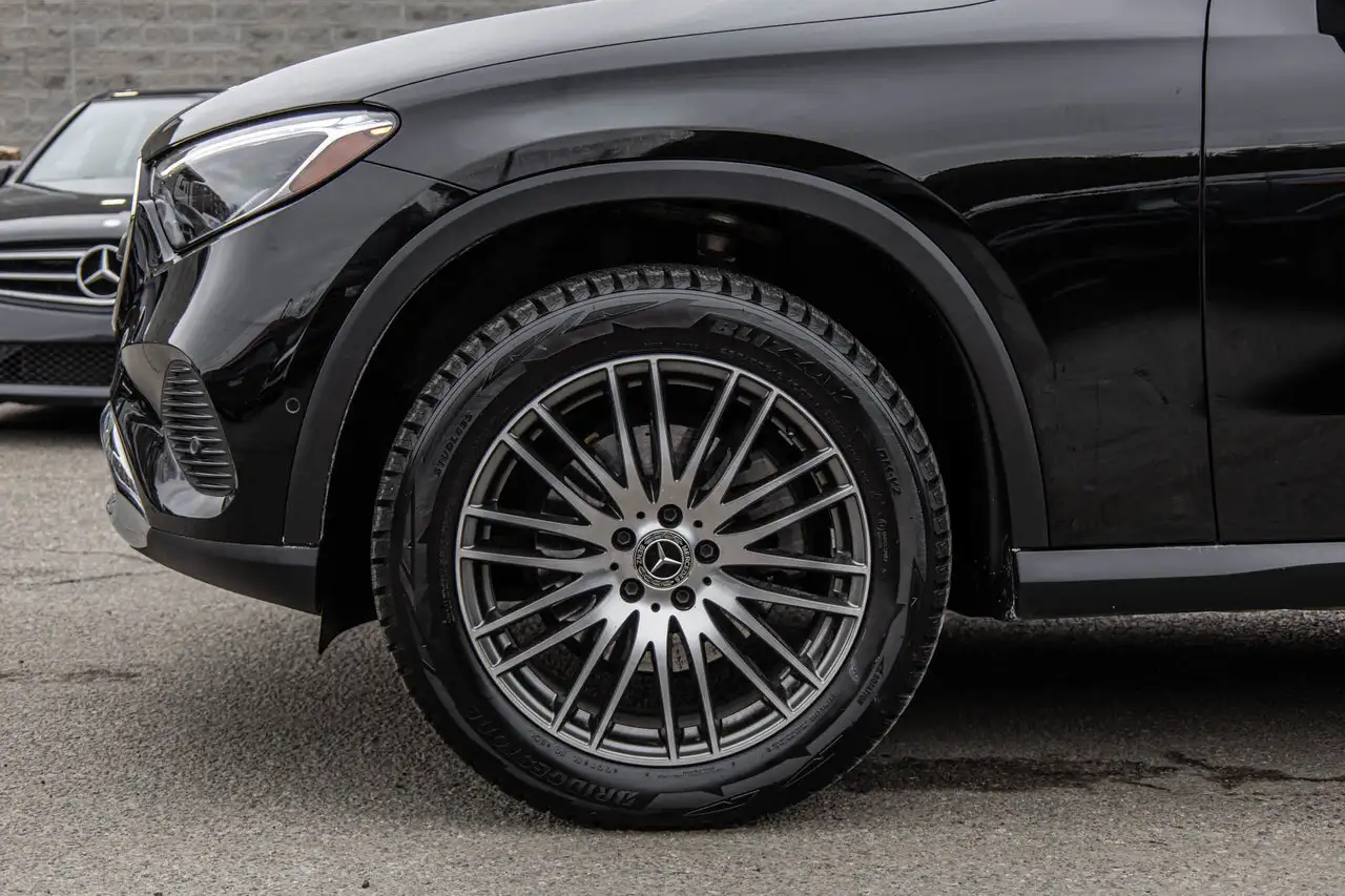 Mercedes-Benz GLC снимка Mercedes-Benz GLC