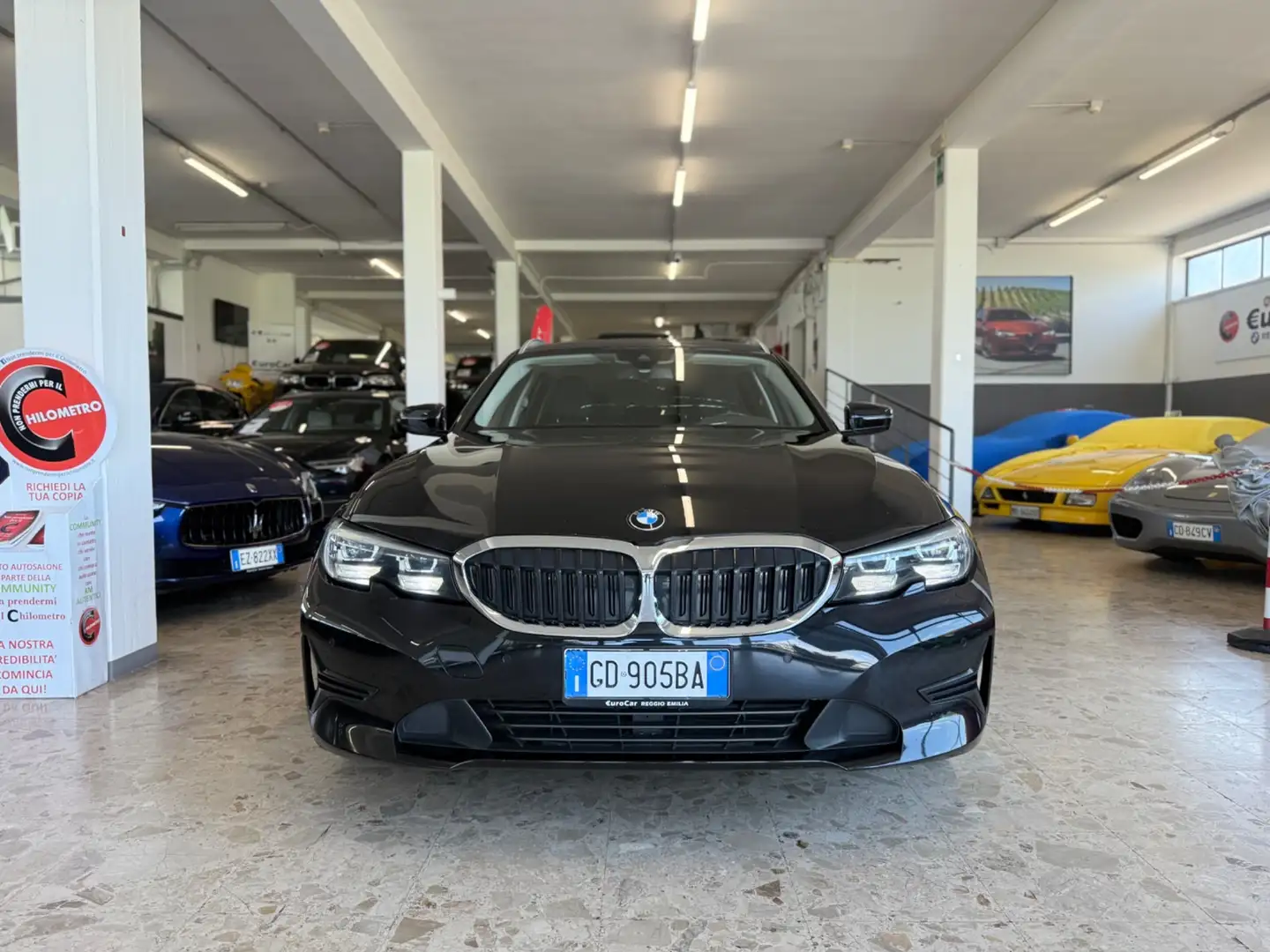 BMW 318 318d 48V Touring Business Advantage Nero - 2