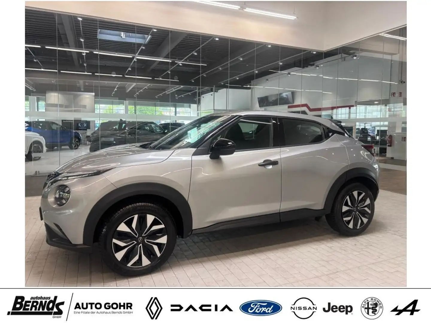 Nissan Juke 1.0 DIG-T DCT Acenta AUTOMATIK SITZHZG. KLIMAAUT. Zilver - 1