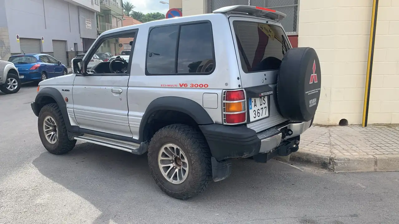 Mitsubishi Montero Corto V6, foto 3