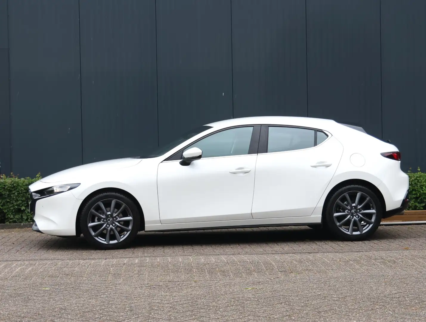 Mazda 3 180pk e-SkyActiv-X M Hybrid Comfort | 1ste eigenaa Weiß - 2