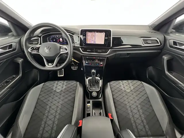Volkswagen T-Roc view 7