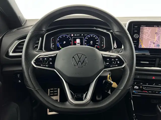 Volkswagen T-Roc view 16